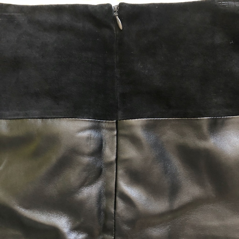 Linea Domani Genuine Leather A-Line Skirt - Picture 4 of 6